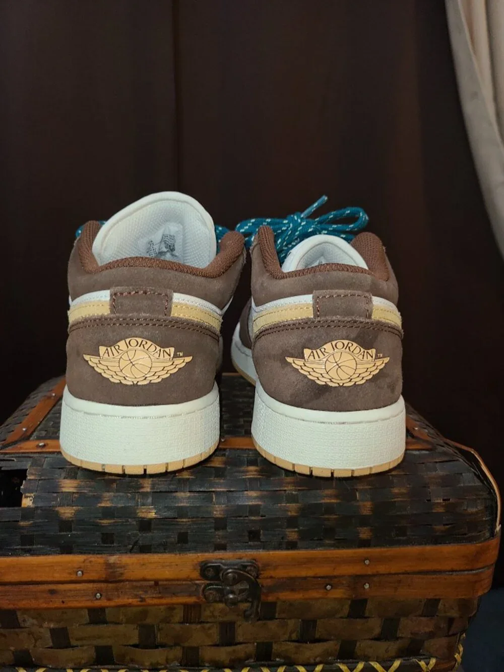 Nike Air Jordan 1 SE Low Top Cacao Wow Brown White Teal FB2216-200 Sneakers